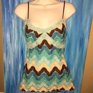 💙 Colorful spaghetti strap summer party shirt! 💥